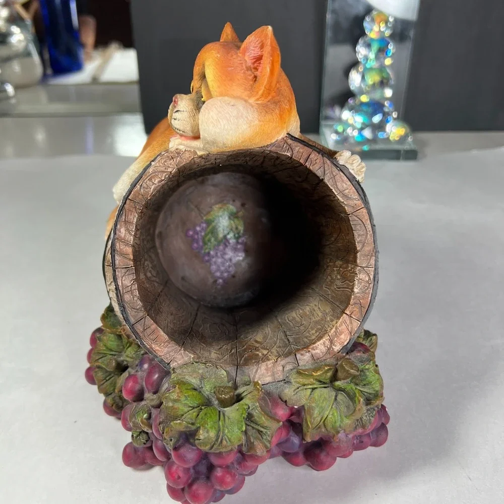Vintage Resin Cat‎ Wine Holder Caddy Planter w Grapes Barrel Garden Whimsical